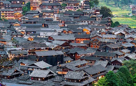 三沙6种常见的外墙仿石漆施工工艺！